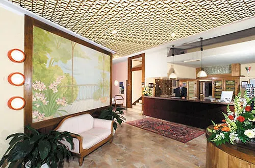 Hotel Country Club Capannori 4*,